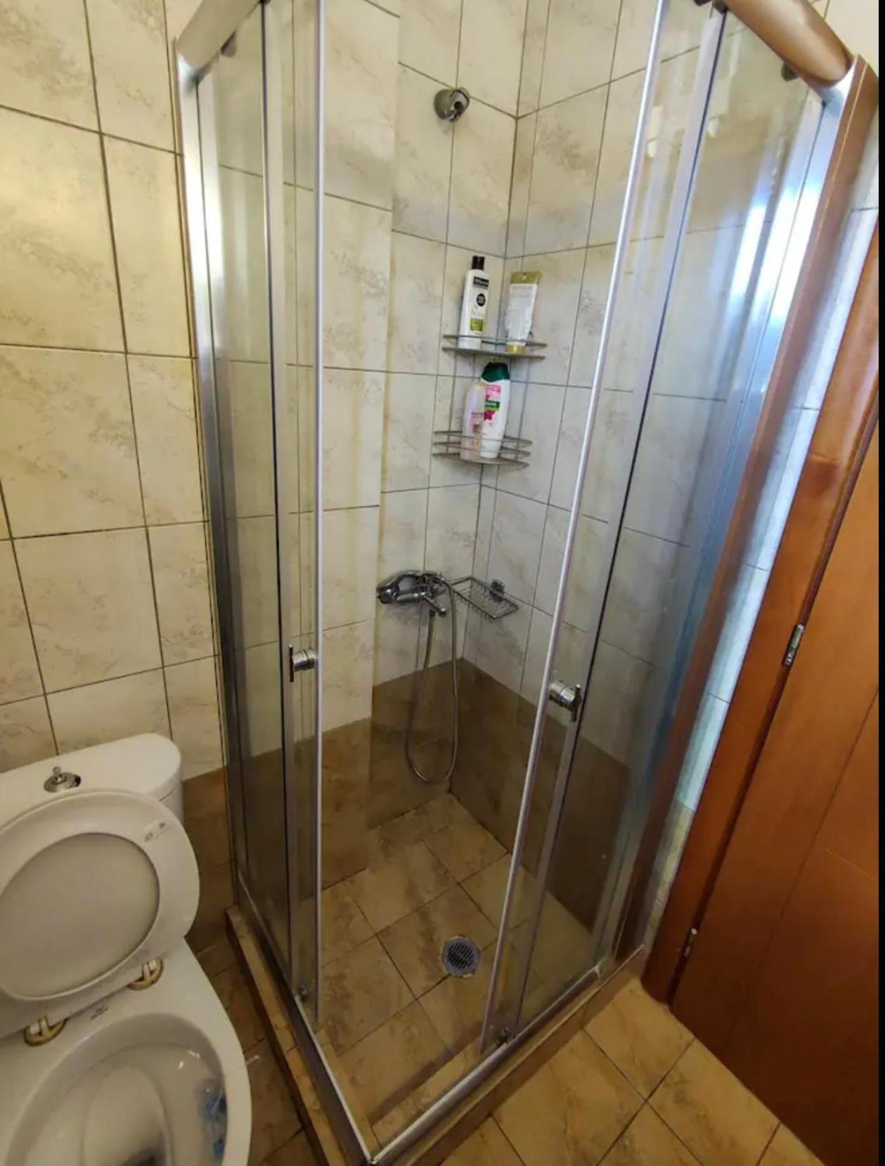Eretria Homestay Extérieur photo